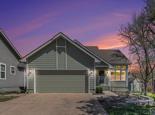 3604 SW Willow Brook Dr, Topeka, KS 66614