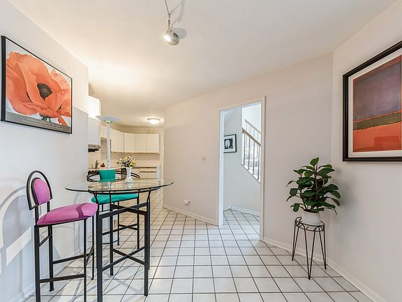 5th image of 1074 Sweetflower Dr