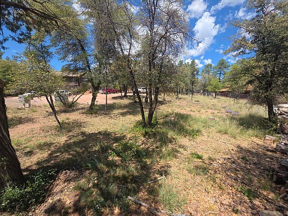4th image of 622 N Ponderosa Cir