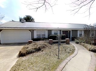 806 Robin St, Harrison, AR 72601