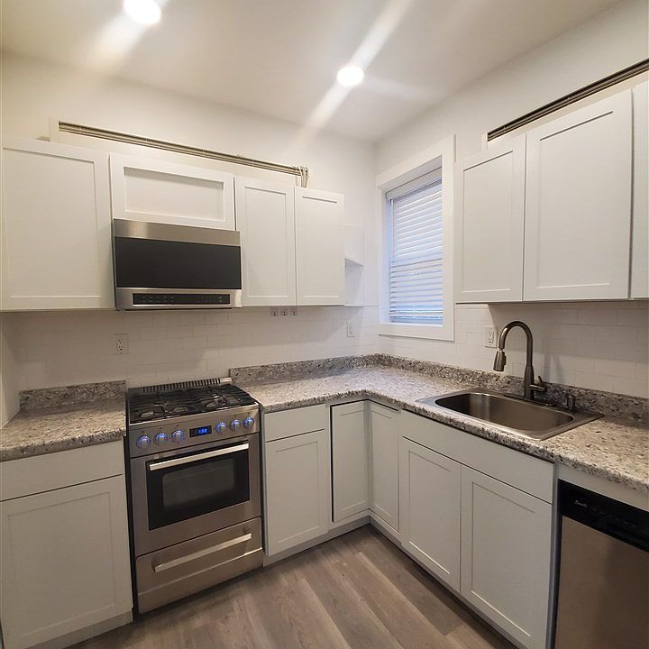 215 Mallory Ave Jersey City NJ Zillow