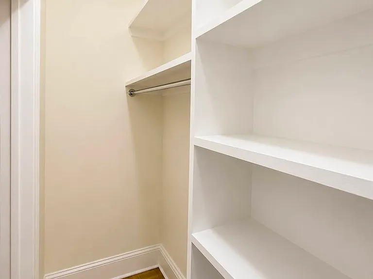 228 W 25th St #2LL — Photo 7