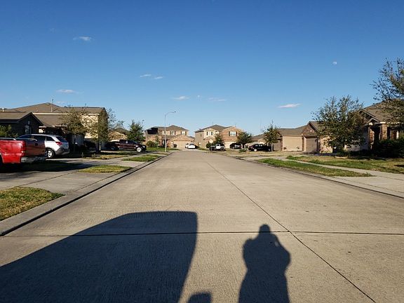 5th image of 1014 Arnica St