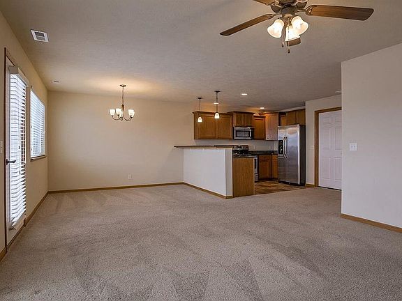 5th image of 5616 Kayla Ct