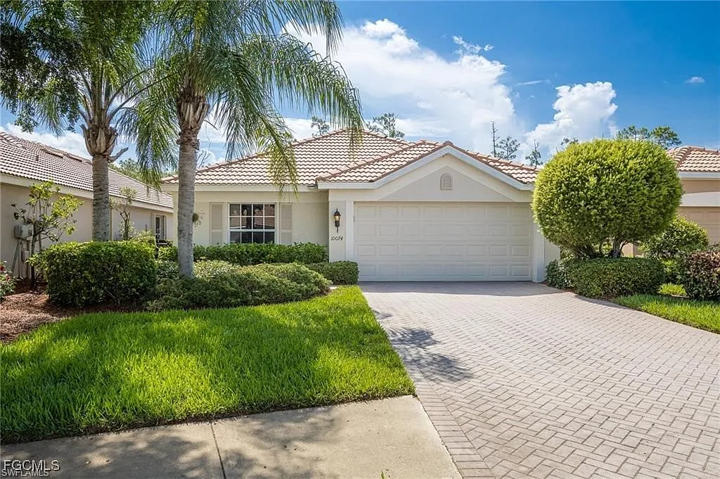 3 bed, 2.0 bath, 1727 sqft, $7,500 — Photo 1