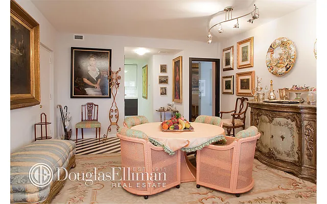 Sold by Douglas Elliman | media 27