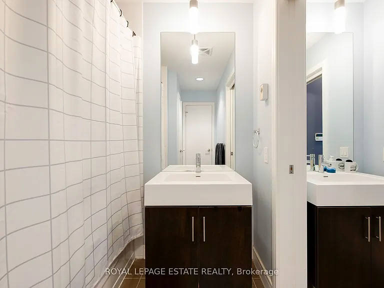 112 George St S #S711 — Photo 17