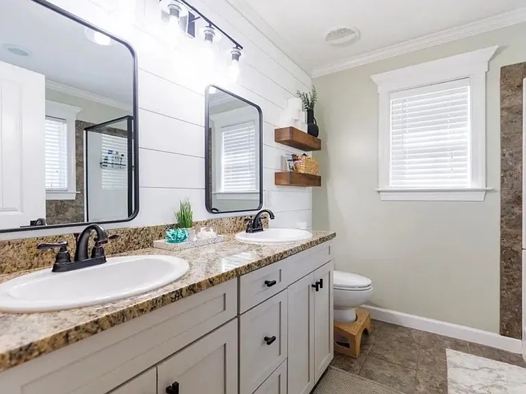 901 Sugarberry Dr — Photo 13