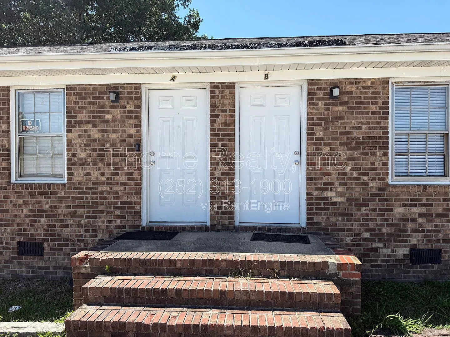 2 bed, 1.0 bath, $750 — Photo 2