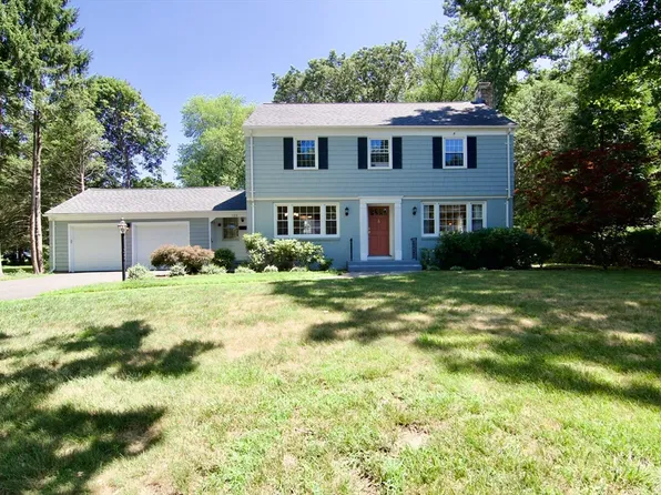 123 Whitmun Rd, Longmeadow, MA 01106
