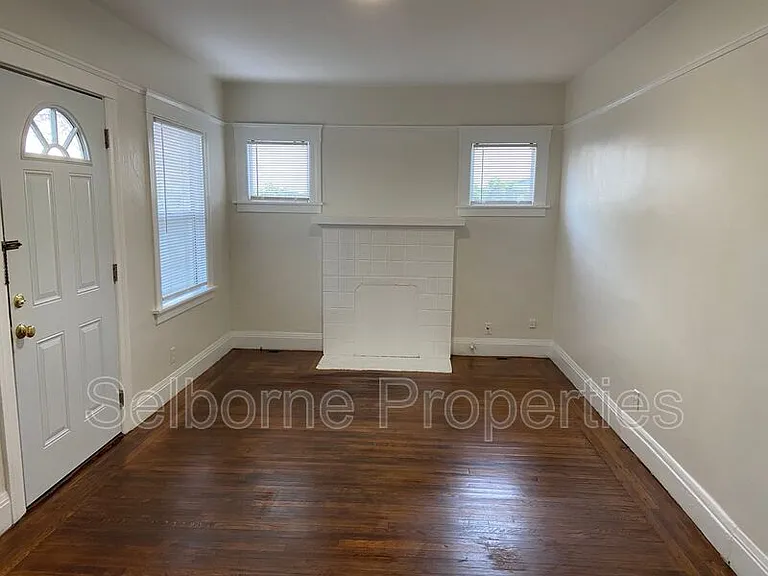 2054 Lincoln Ave — Photo 10