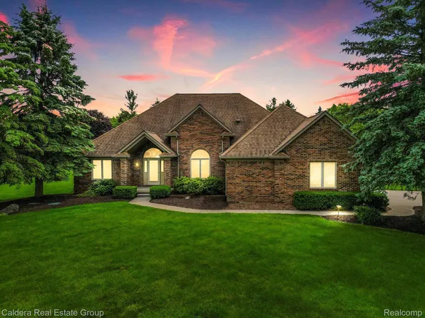 7784 Frampton Dr, Washington, MI 48095