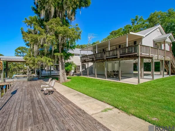 22640 Chene Blanc Ln, Maurepas, LA 70449
