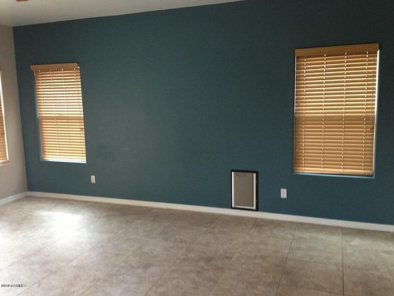 3rd image of 18537 W Mission Ln