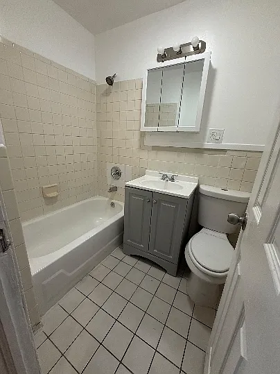 2 bed, 1200 sqft, $1,800 — Photo 3