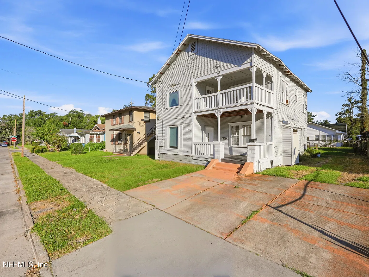 2 bed, 1.0 bath, 994 sqft, $1,175 — Photo 1