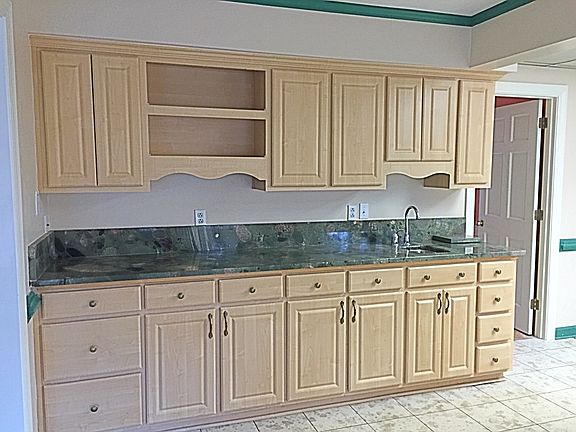 Wet Bar in the Kitchen