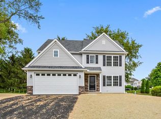 557 W 3rd Ave, Lititz, PA 17543