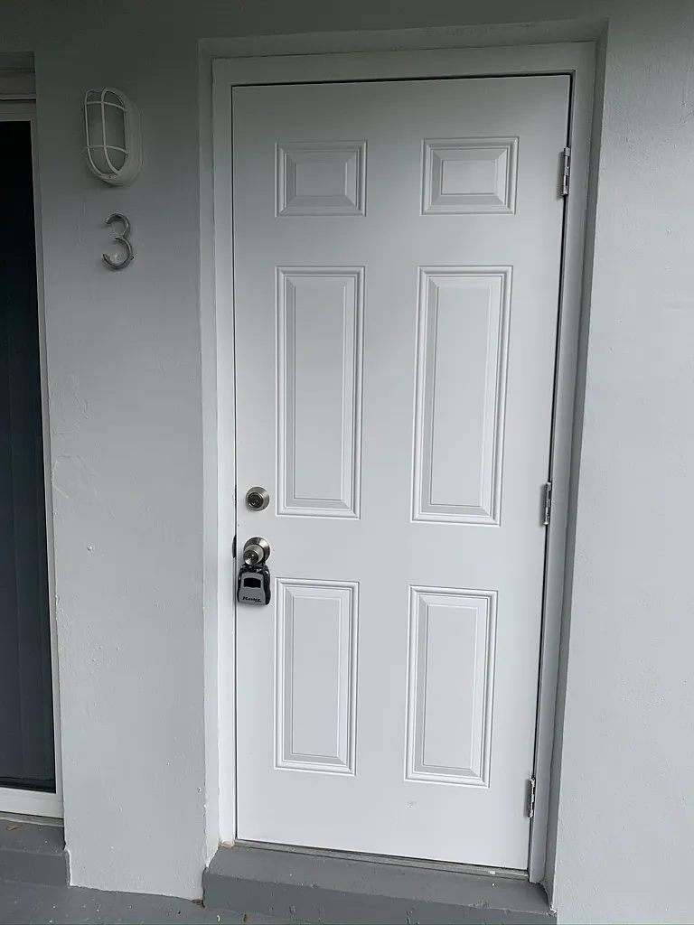 4Plex 1521 Northeast 117th Street - 3 — Photo 3