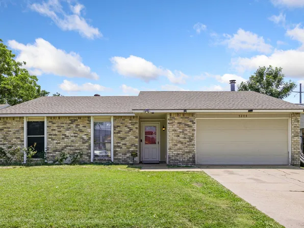5204 Slay Dr, The Colony, TX 75056