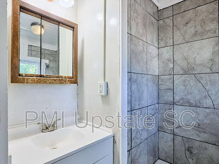 10 E Main St — Photo 11