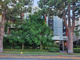 12211 Idaho Ave, Los Angeles, CA