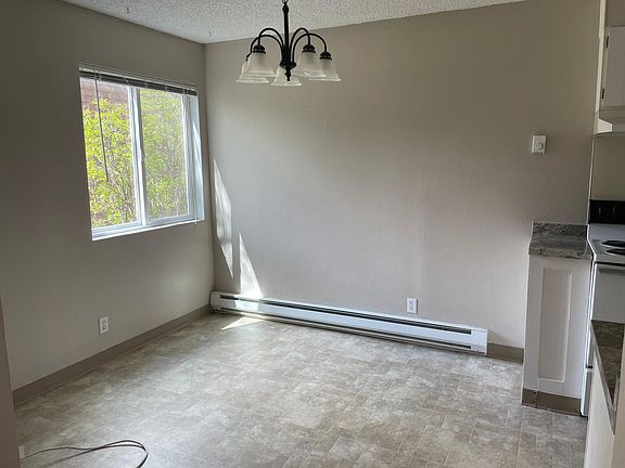 4th image of 3420 S Regal St #12