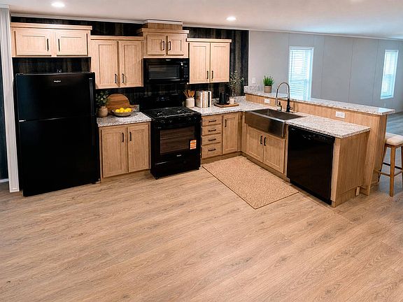 3rd image of 56 Woodmoor Ct #56
