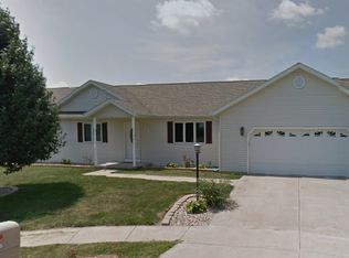 305 Danbury Ln, Metamora, IL 61548