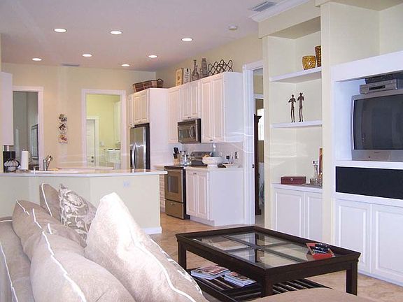 Family Room to Kitchen