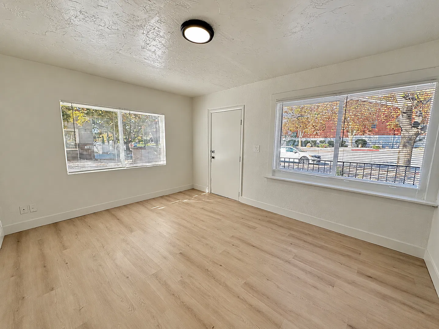 Trolley Flats — Photo 3