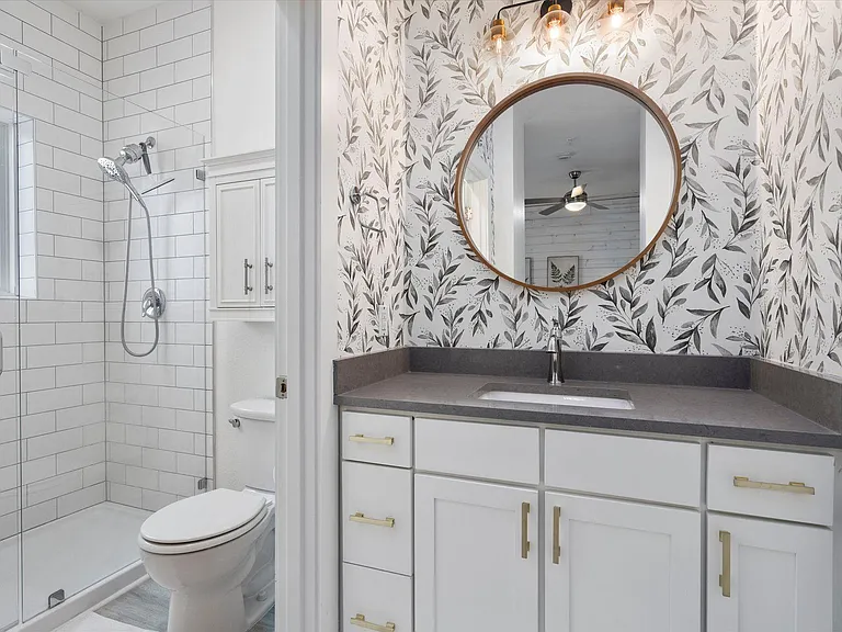 2827 Manor Rd #3102 — Photo 11