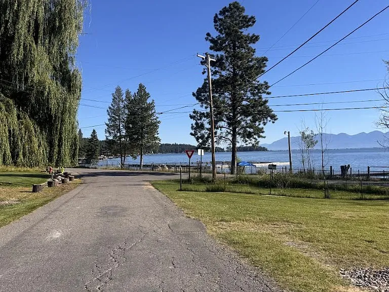 27 Lakeside Ave — Photo 10