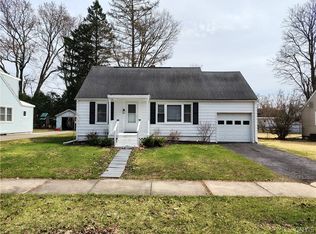 408 Coolidge Rd, Utica, NY 13502