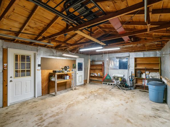 7180 Fisher Woods Rd, Indian River, MI 49749