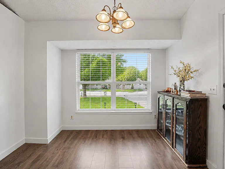 107 Quail Forest Ct — Photo 6