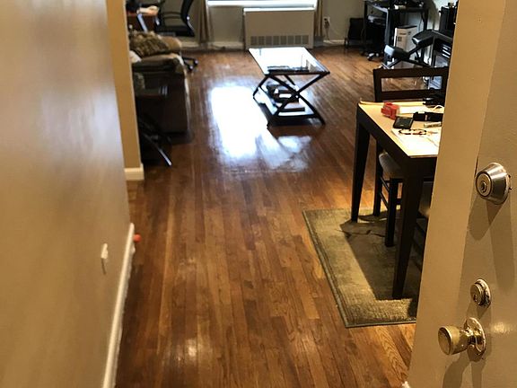 4th image of 850 Howard Ave APT 3E