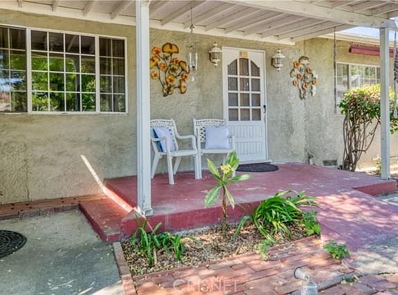 4th image of 209 S Orchard Dr