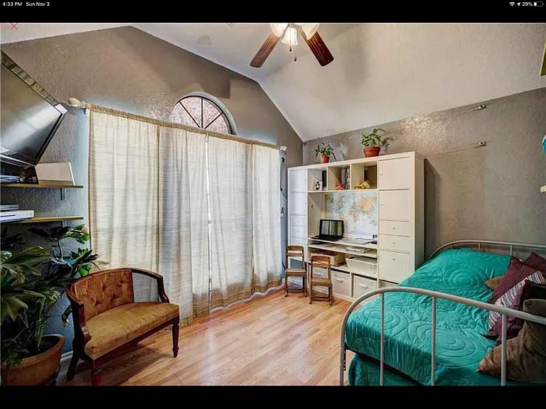 1404 NW 184th St — Photo 15