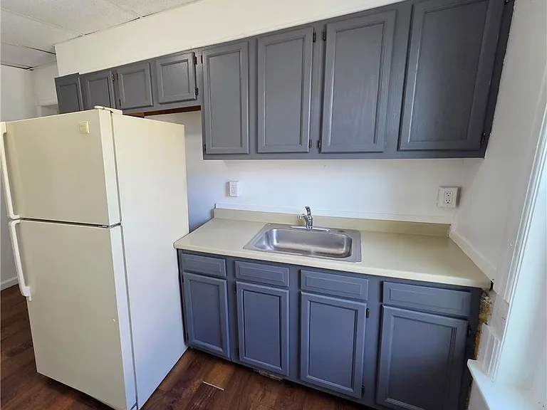 641 N Howard St #1 — Photo 5