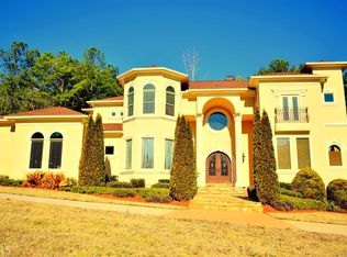 1808 Gateway Dr, Loganville, GA 30052