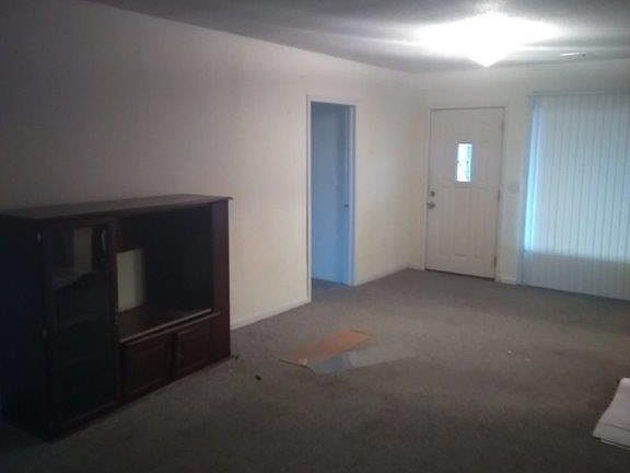 4th image of 1100 E Jewell St
