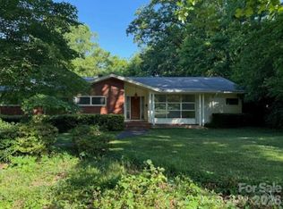 2028 Ferncliff Rd, Charlotte, NC 28211