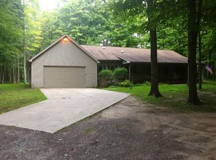 9525 Kristen Dr, Otisville, MI 48463