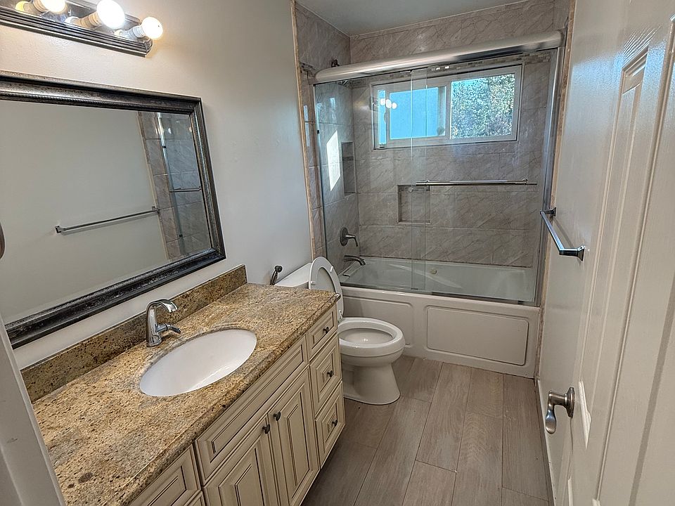 1st image of 4535 Thousand Oaks Ct #5
