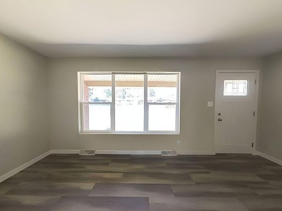 5th image of 1370 S Eaton Ct