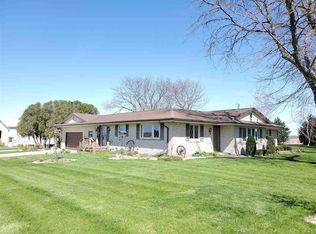 5018 S Freeport Rd, Polo, IL 61064