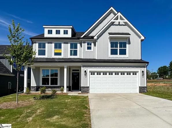 1716 Constitution Ln, Moore, SC 29369