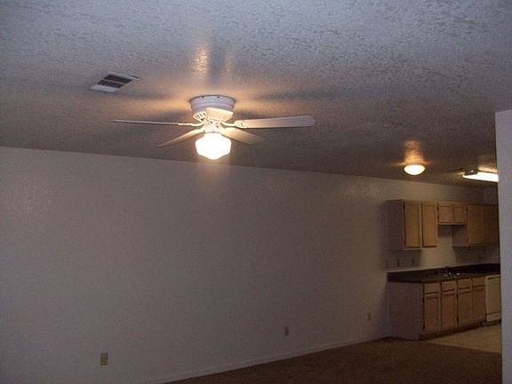 3rd image of 215 Dixie Dr APT B