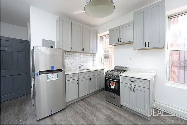 Rented by Ideal Properties Group | media 5